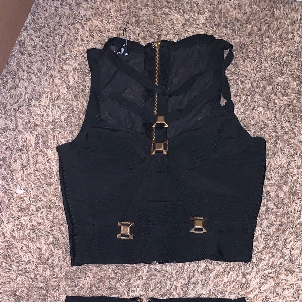 Black buckle Bebe skirt set